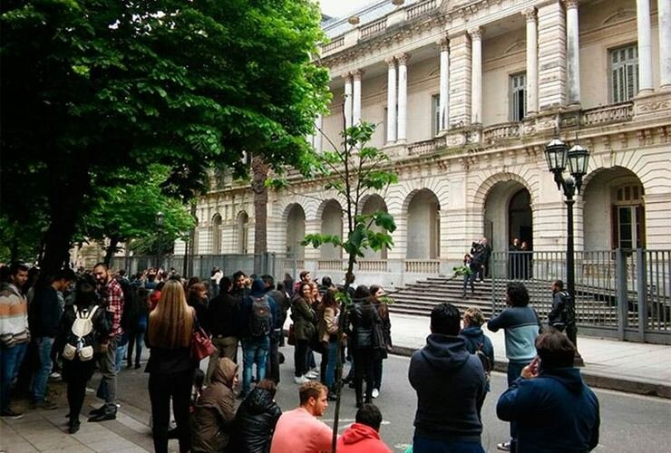 Imagen de Rosario: Amenaza de bomba en la Facultad de Abogac?a