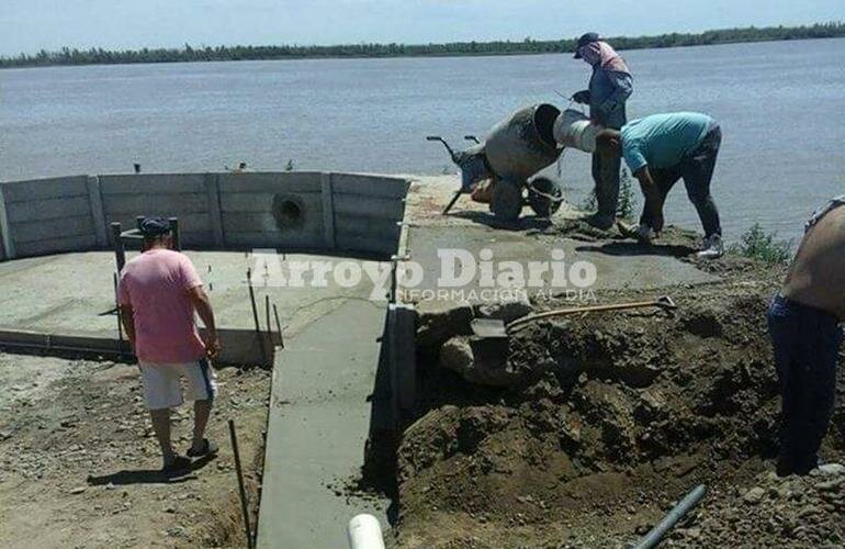 Imagen de Etapa final para la planta potabilizadora de agua de r?o