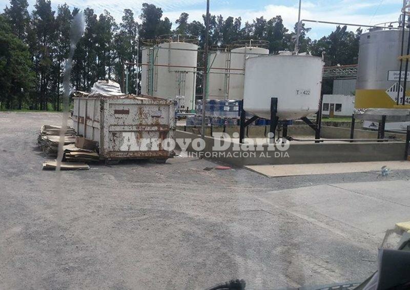 Imagen de Desconocidos provocaron incendio en la planta S?ntesis Qu?mica