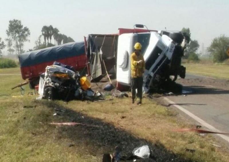 Imagen de Tres personas murieron tras un accidente en la ruta 34