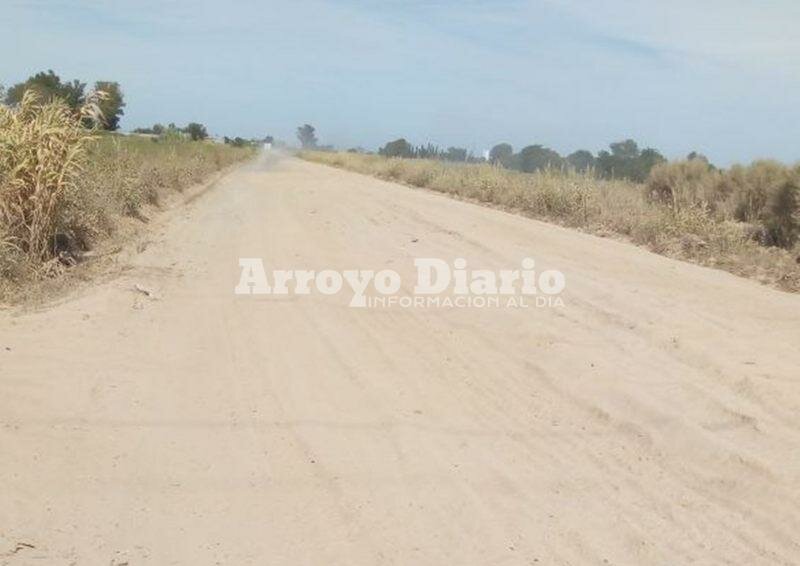 La imagen lo muestra. La foto evidencia el reclamo manifiesto por los vecinos.