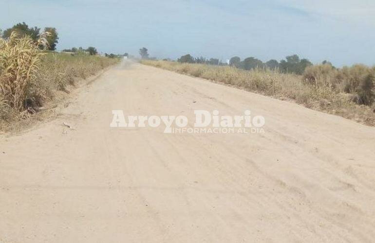 La imagen lo muestra. La foto evidencia el reclamo manifiesto por los vecinos.