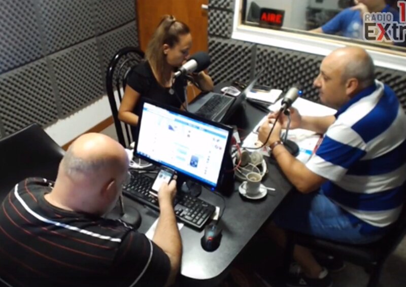 Imagen de Emisi?n EN VIVO, Dos & Pico Radio Extremo 106.9