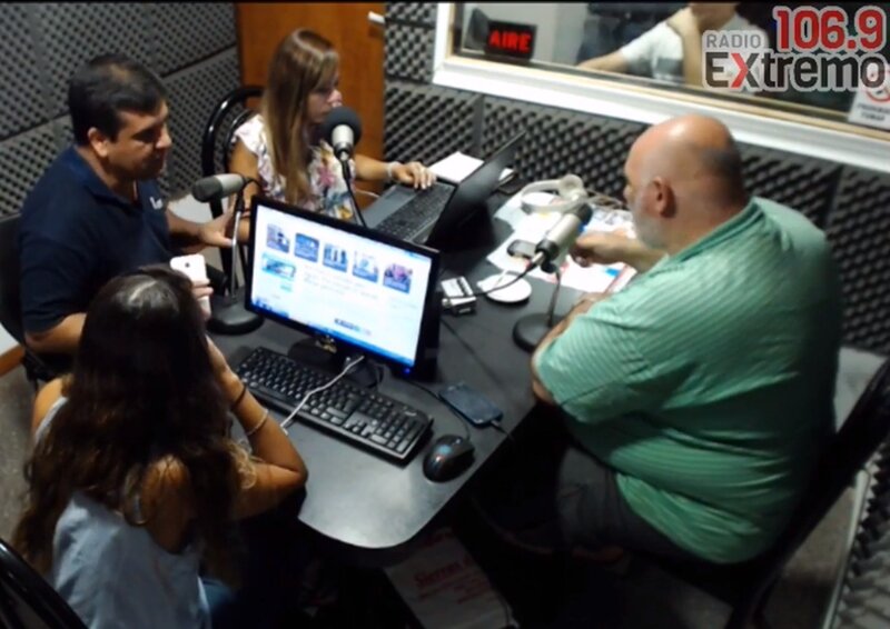 Imagen de Emisi?n EN VIVO, Dos & Pico Radio Extremo 106.9