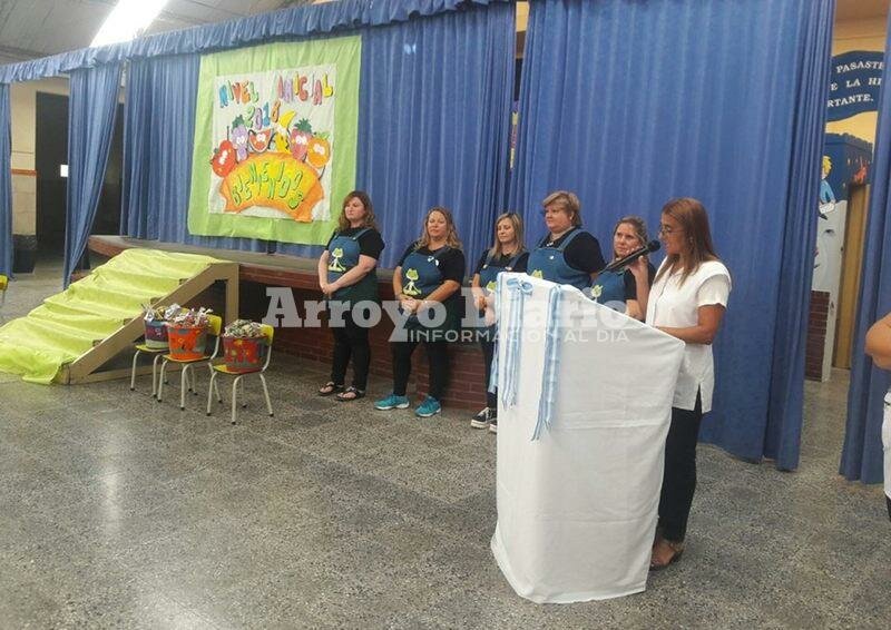 Imagen de Apertura ciclo lectivo de la Escuela Primaria con nueva directora