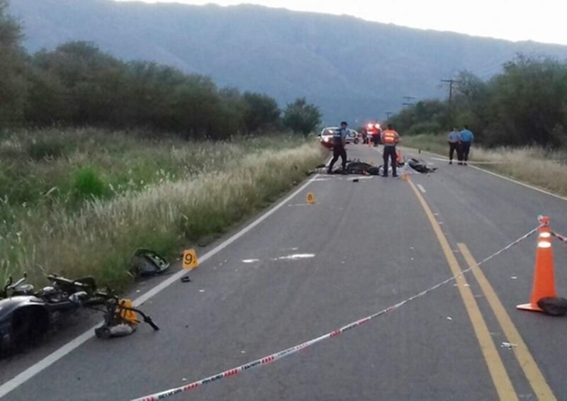 Tragedia. Tres muertos tras un triple choque de motos en Traslasierra.