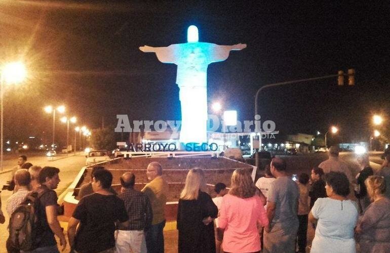 Imagen de Acceso sur renovado: qued? inaugurada la nueva iluminaci?n en El Cristo