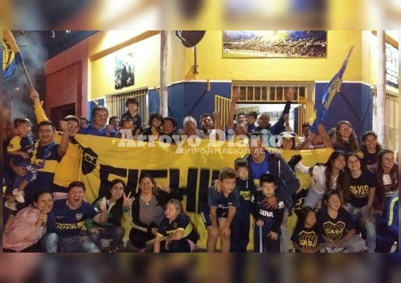 Imagen de Tambi?n en Fighiera los hinchas de Boca celebraron el Bicampeonato