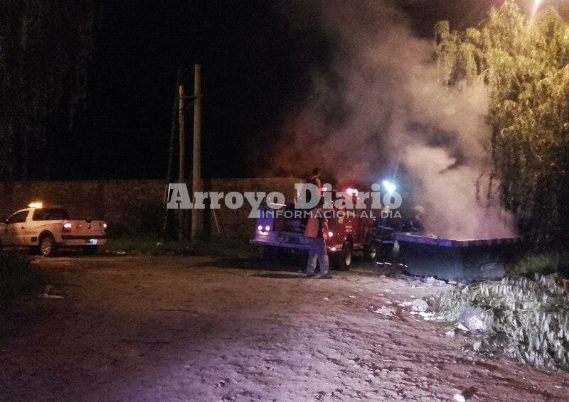 Imagen de Incendio de volquete con basura