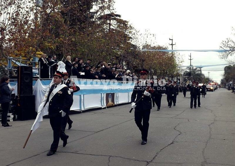 Imagen de 130? aniversario de Arroyo Seco: Unas 60 instituciones fueron protagonistas del desfile