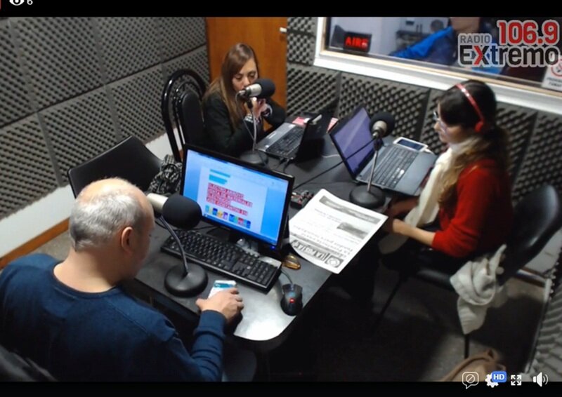 Imagen de Emisi?n EN VIVO, Dos & Pico Radio Extremo 106.9