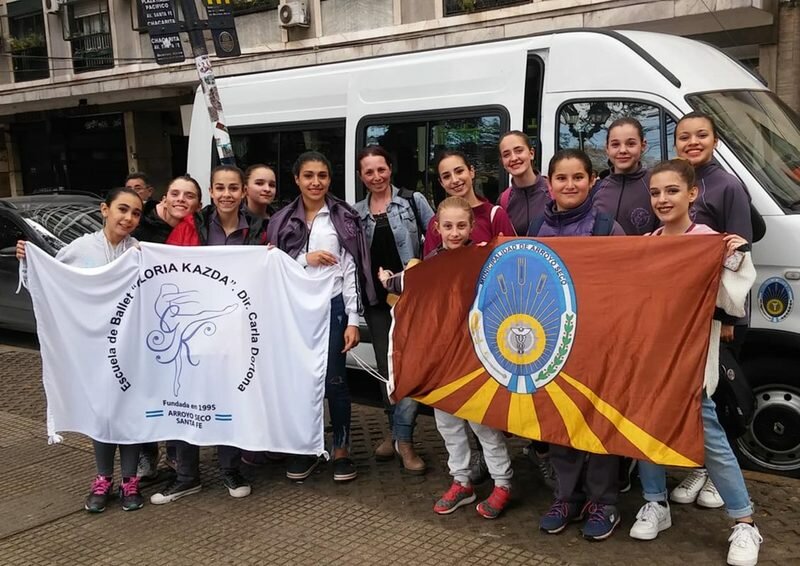 Imagen de La Escuela de Ballet Gloria Kazda en la Gala Internacional de Bailarines 2018