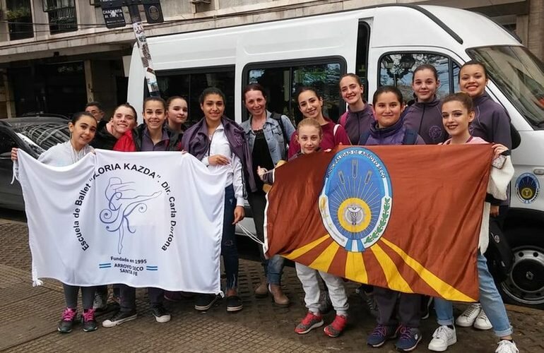 Imagen de La Escuela de Ballet Gloria Kazda en la Gala Internacional de Bailarines 2018