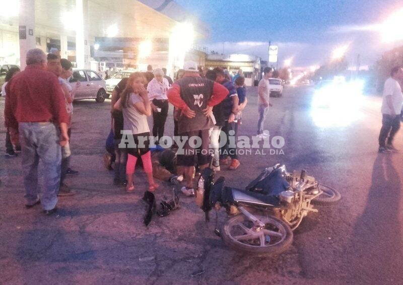 Imagen de Choque entre camioneta y moto