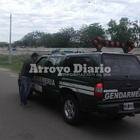 En el lugar. El Secretario de Gobierno Municipal entrevist?ndose con los agentes de la fuerza federal.