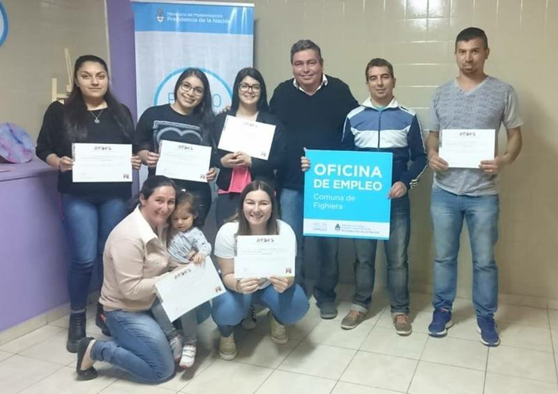 Imagen de Egresados Curso de Auxiliar en Liquidaci?n de Sueldos