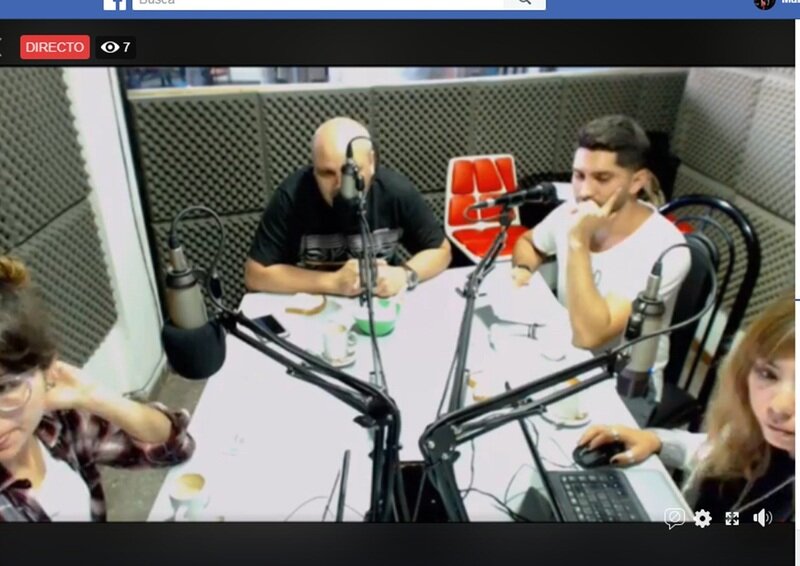 Imagen de Emisi?n EN VIVO, Dos & Pico Radio Extremo 106.9