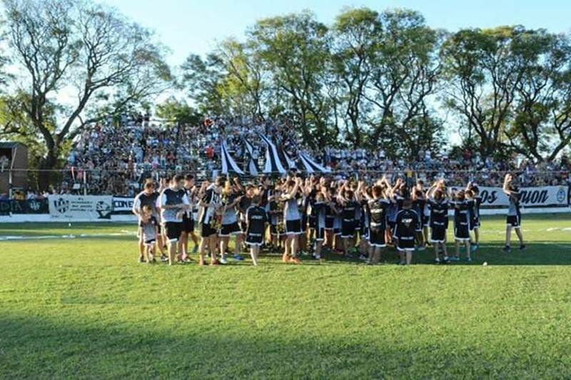 Imagen de Desfile F?tbol Infantil y F?tbol Juvenil CAU