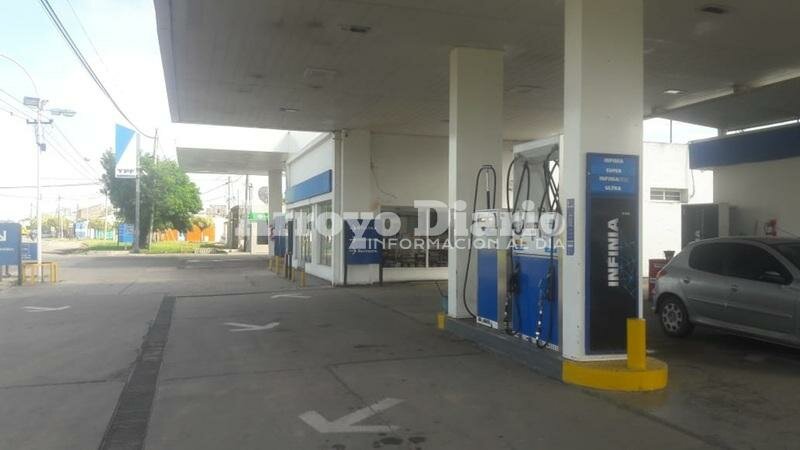 Los hechos acontecieron en la estaci?n de servicios YPF ubicada por Rivadavia al 1200 (Ruta 21), Fighiera.