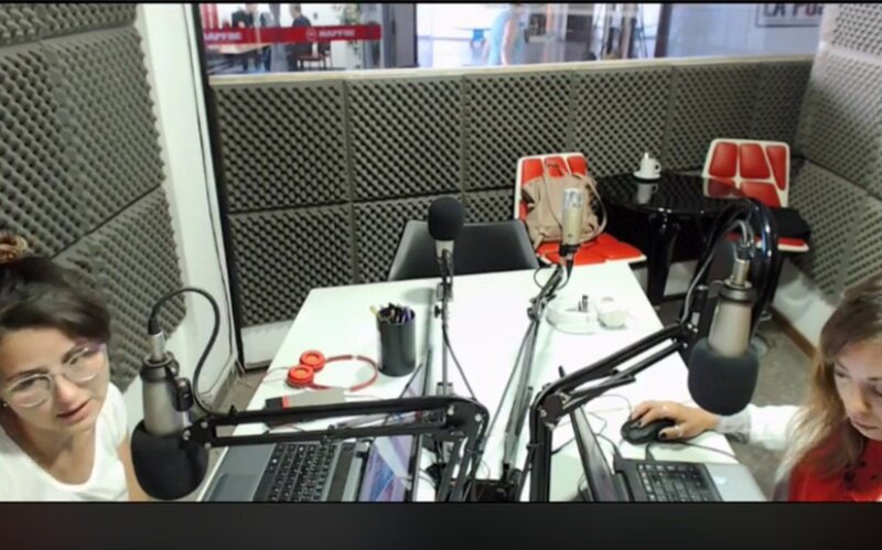 Imagen de Emisi?n EN DIRECTO de Dos & Pico, Radio Extremo 106.9