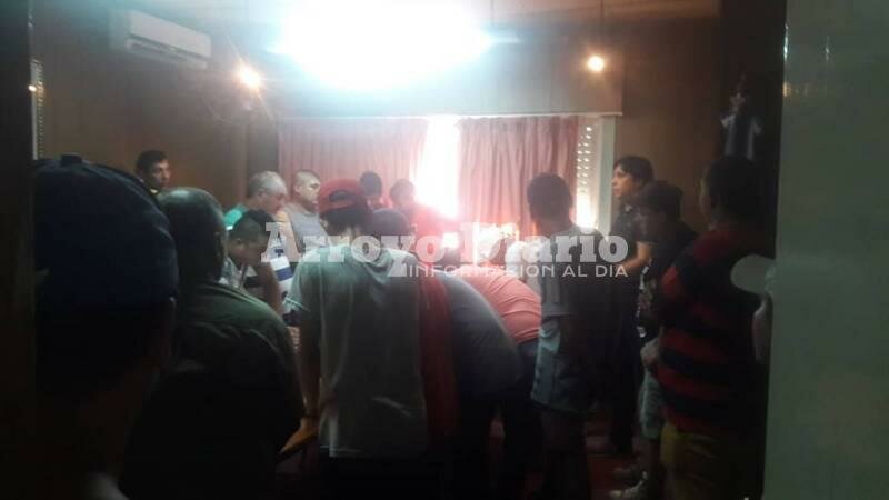 Imagen de Unas 60 personas se presentaron en la comuna por la convocatoria