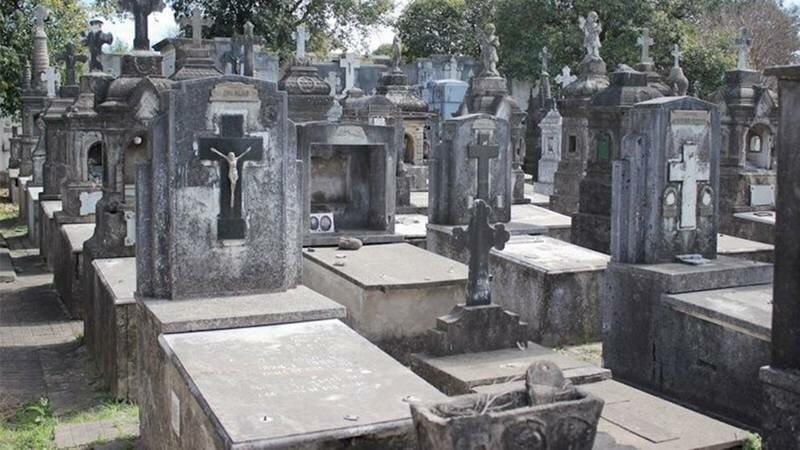 El cuerpo del familiar hab?a sido sepultado por error en el cementerio La Piedad.