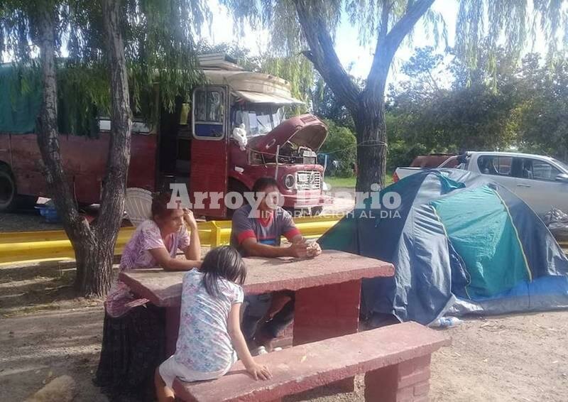 Imagen de Familia de C?rdoba qued? varada en Arroyo Seco, necesitan ayuda